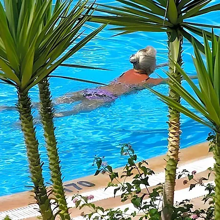Meri Hotel
